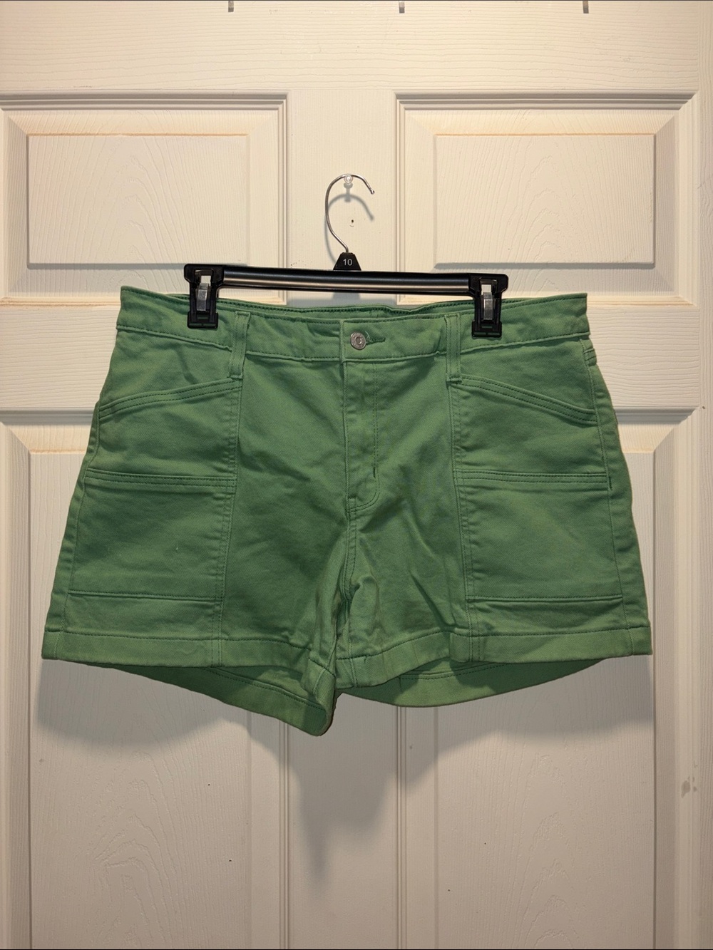 Wonderly Green Patch-Pocket Utility Shorts